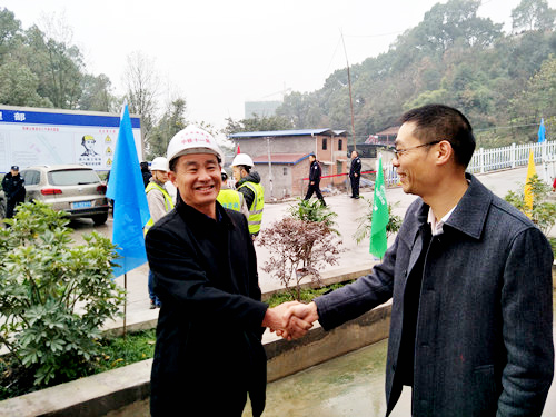 重慶市渝東北2017年工程質(zhì)量安全提升行動暨隧道工程質(zhì)量樣板現(xiàn)場觀摩會在公司承辦的萬州項目現(xiàn)場隆重舉行